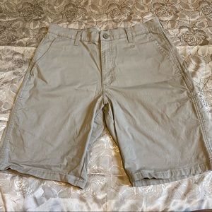 Wrangler - Light Khaki Shorts - Sz 32 Reg